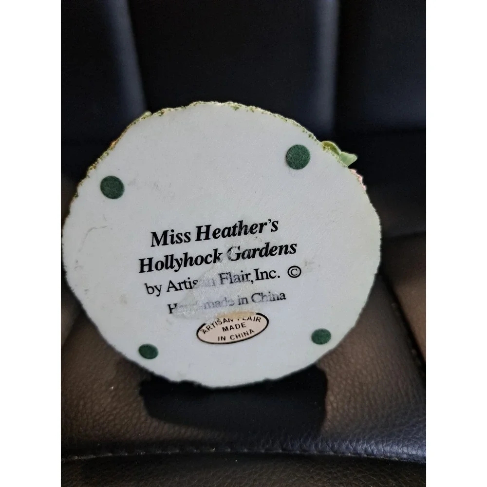 Artisan‎ Flair Bunny Hinged Trinket Box Miss Heather's Hollyhock Gardens Flowers